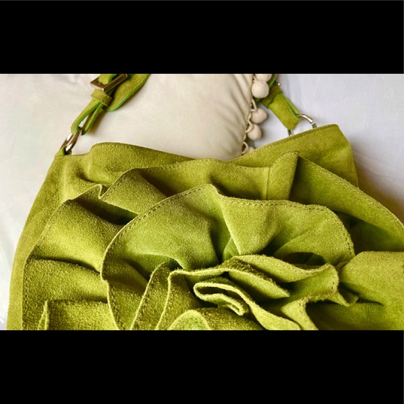 🛍Host Pick!🛍 Suede Rosette Handbag - Picture 9 of 10